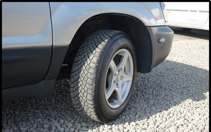 Subaru Forester cena 12999 przebieg: 279980, rok produkcji 2004 z Krzyż Wielkopolski małe 352